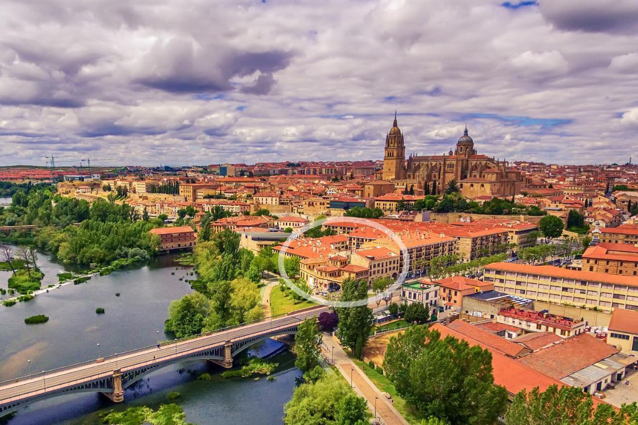 Vut San Nicolas Salamanca Exteriör bild